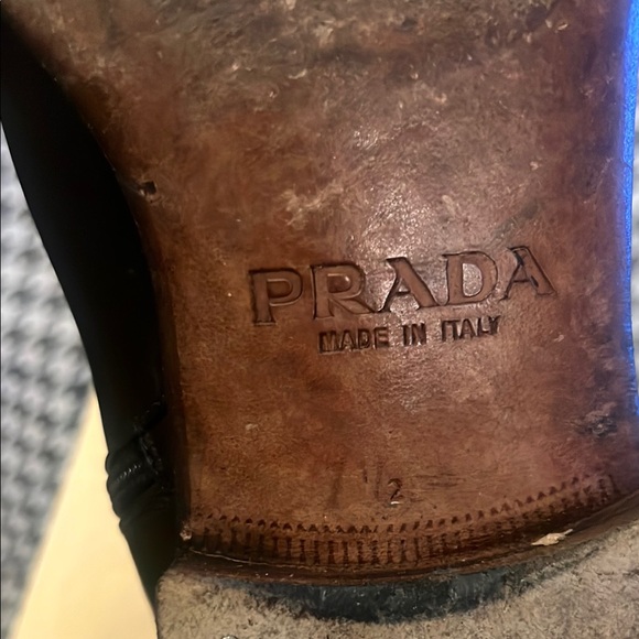 Prada Men's Black Leather Side Zipper Ankle Boots GUC! - Picture 12 of 16